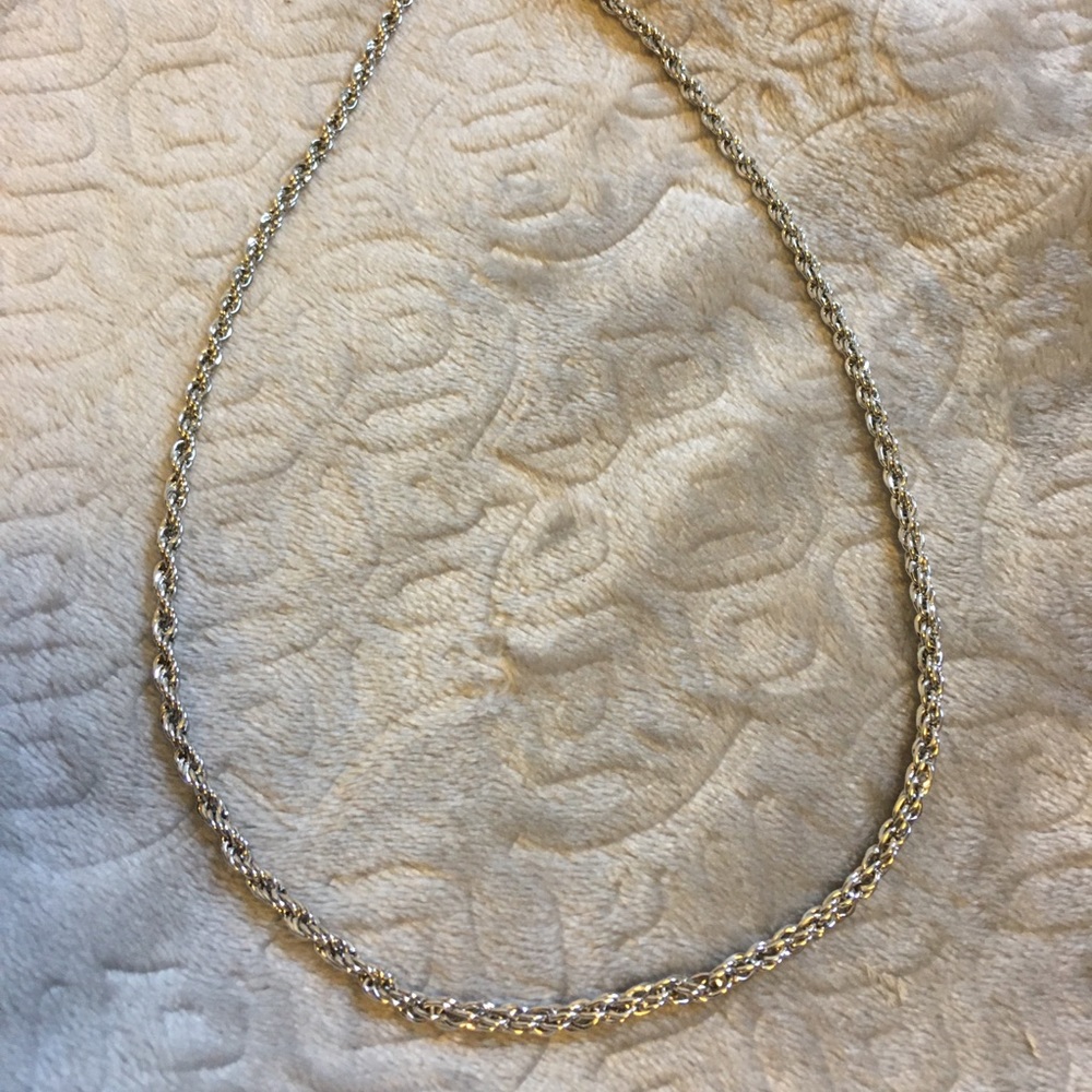 Silver rope chain